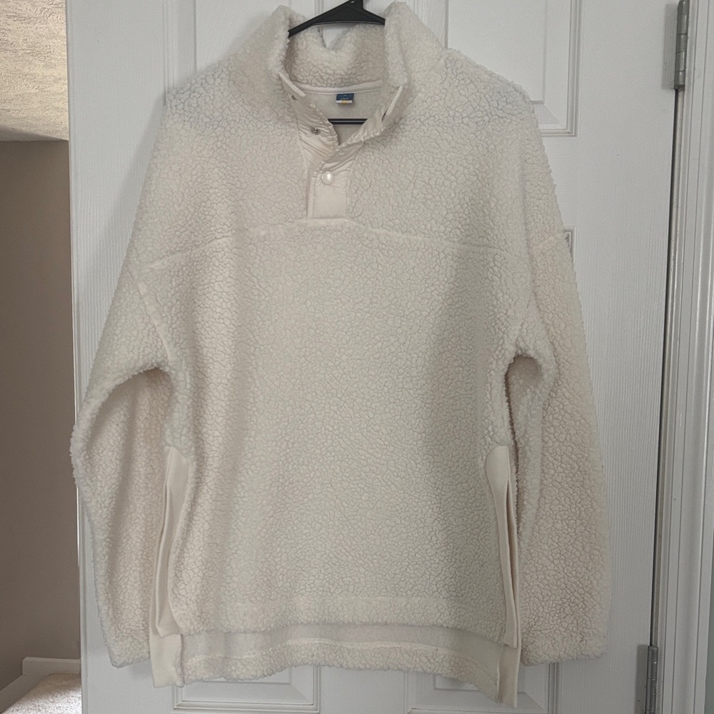 Women’s Cream Sherpa Pullover